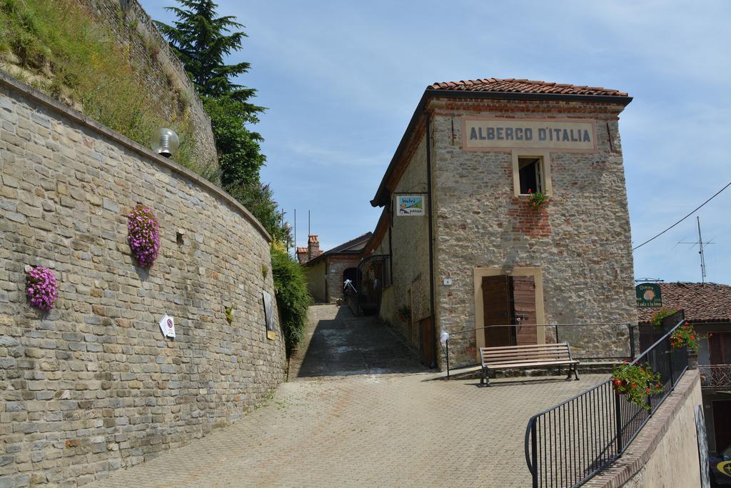 Dimora Storico Romantica Il Sole E La Luna Cerretto Langhe Exterior photo
